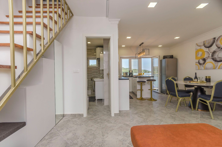 Others 5, Apartment Paradise, Vodice