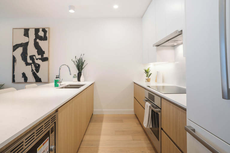 Private kitchen 5, Zen Revy, Columbia-Shuswap