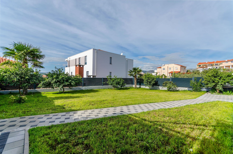 Exterior & Views 2, Villa Urban, Okrug