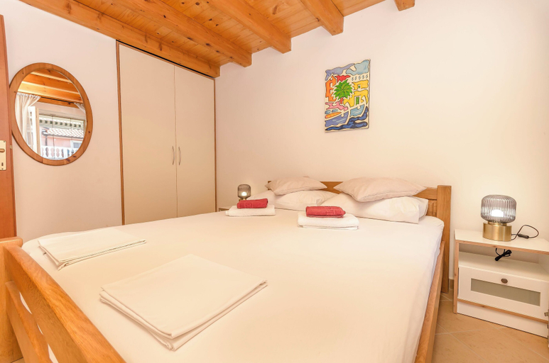 Bedroom 2, Apartments Holiday Near Beach, Vodice