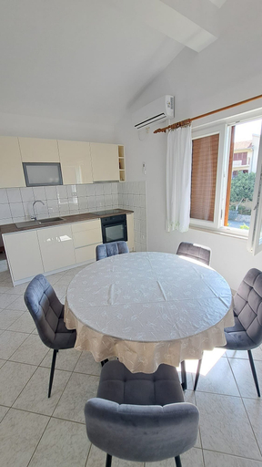 Others 4, Apartments Ante, Seget