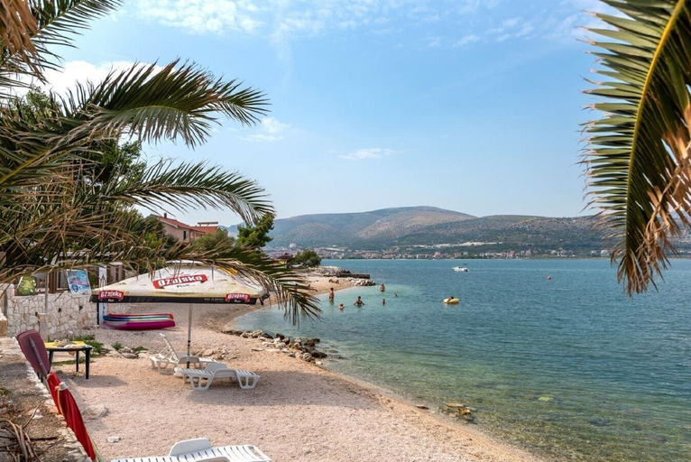 Others 5, Apartment Doktor, Trogir