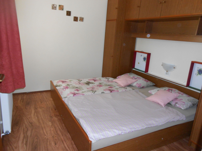 Bedroom 3, Apartments Vesna, Mošćenička Draga