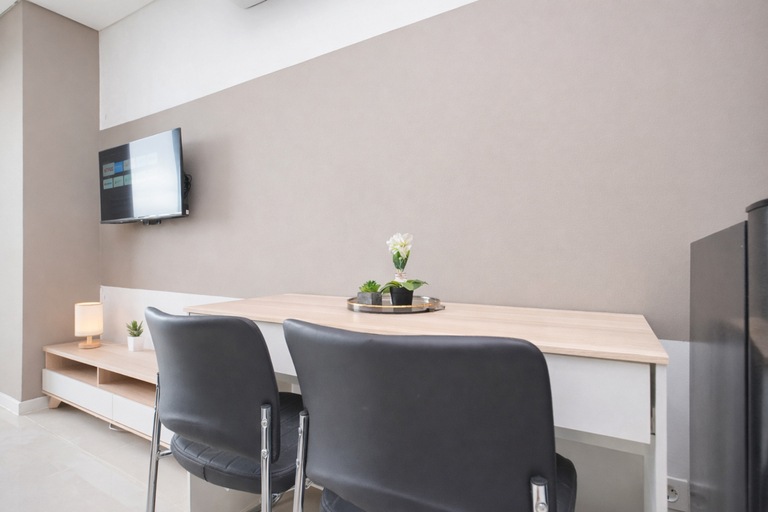 Facility 3, Good Design and Restful 1BR at Apartment Daan Mogot City By Travelio, West Jakarta