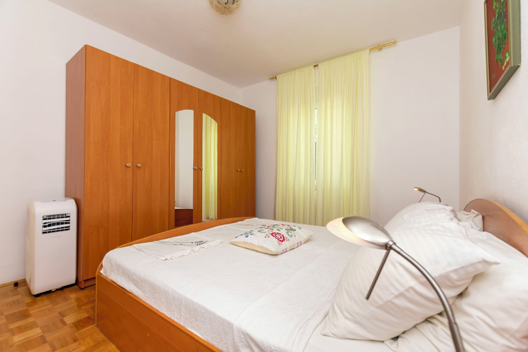Bedroom 3, Apartments Diora, Dugi Rat