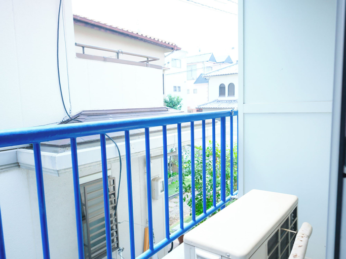 Others 5, Osaka English House, Hirakata