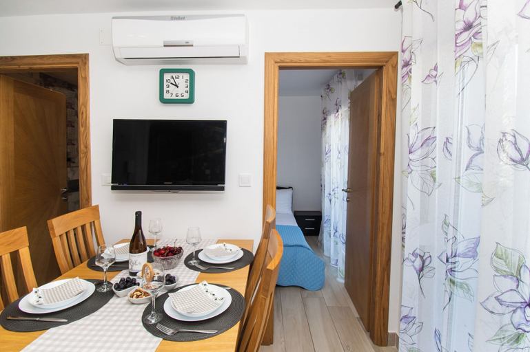 Others 5, Apartment Lucija, Vodice