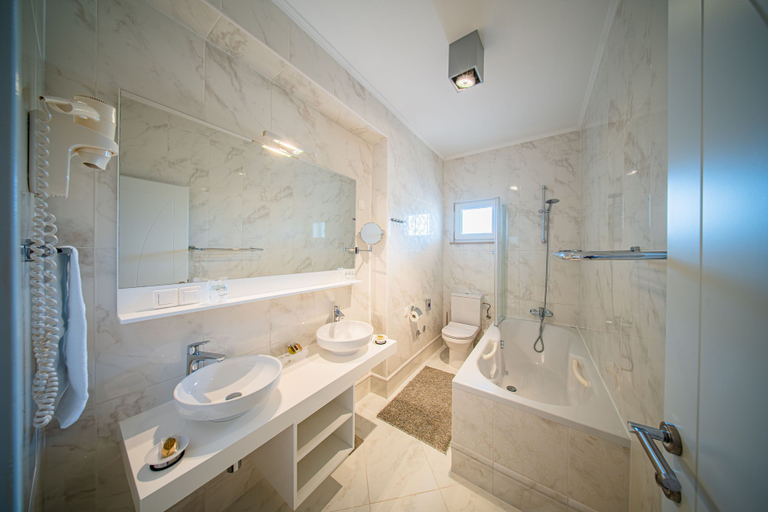 Bathroom 4, Apartments Dyana, Novalja