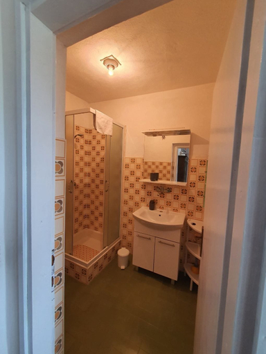 Bathroom 3, Apartments Nina, Seget