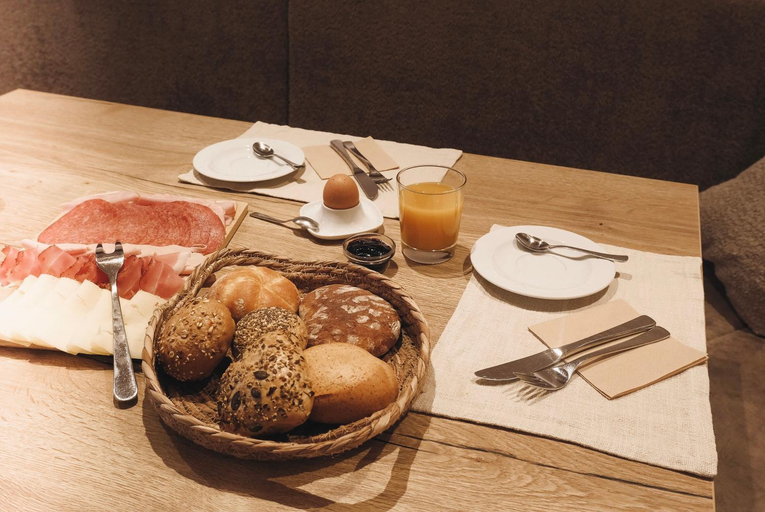 Food & Drinks 5, Alpshotel Bergland, Bolzano