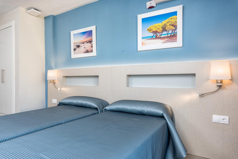 Bedroom 3, Veramar, Málaga