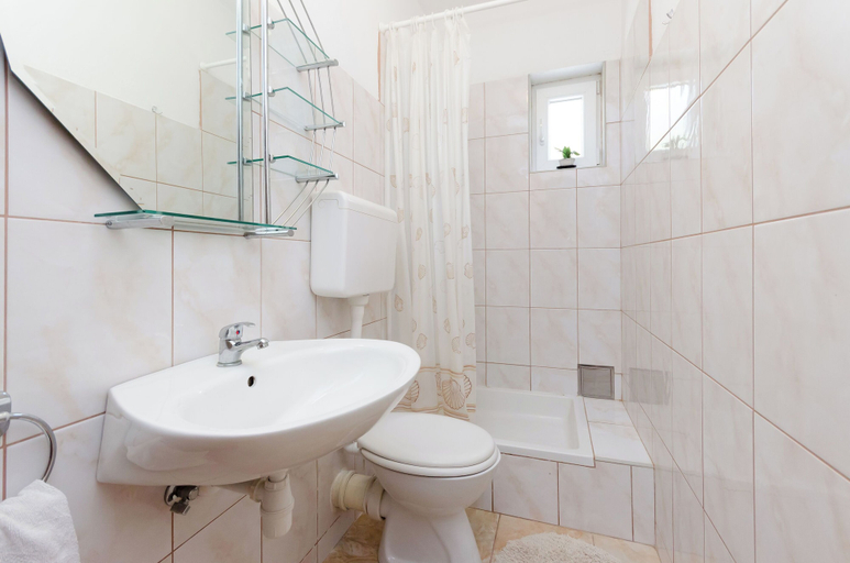 Bathroom, Apartments Puntica, Punat