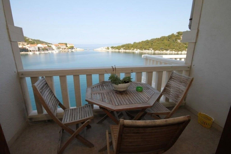 Balcony 5, Apartment Milan, Lastovo
