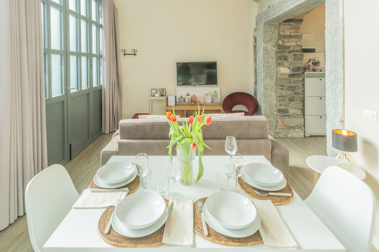 Others 4, Romantic Escape City Centre With Jacuzzi & Parking by Rent all Como, Como