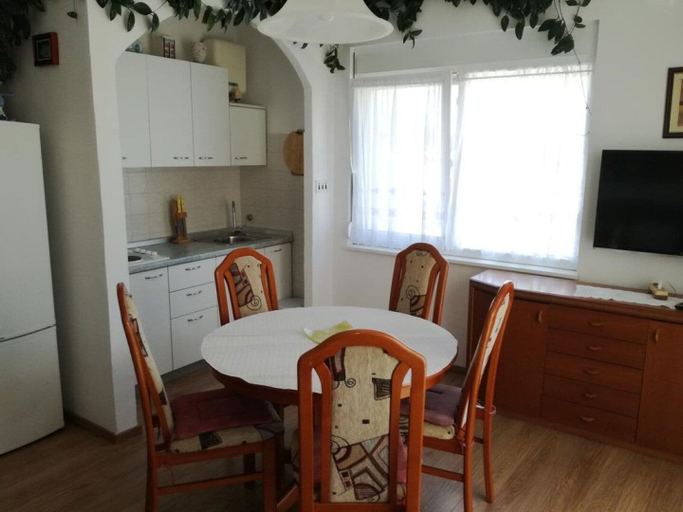 Private kitchen 5, Apartments Let, Sukošan