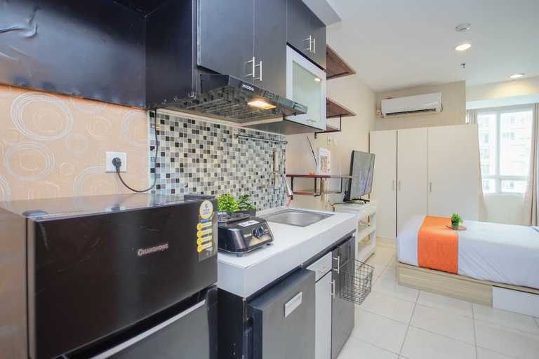 Others 3, Comfortable Classic Studio at Apartment Cinere Bellevue Suites By Travelio, Depok