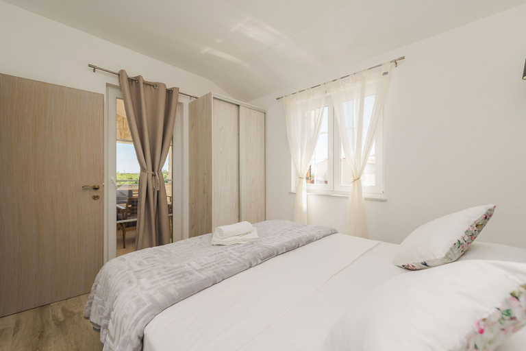 Bedroom 3, Villa St Vid 1, Privlaka
