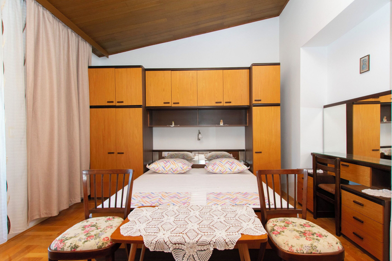 Bedroom 2, Apartments Nada, Brela