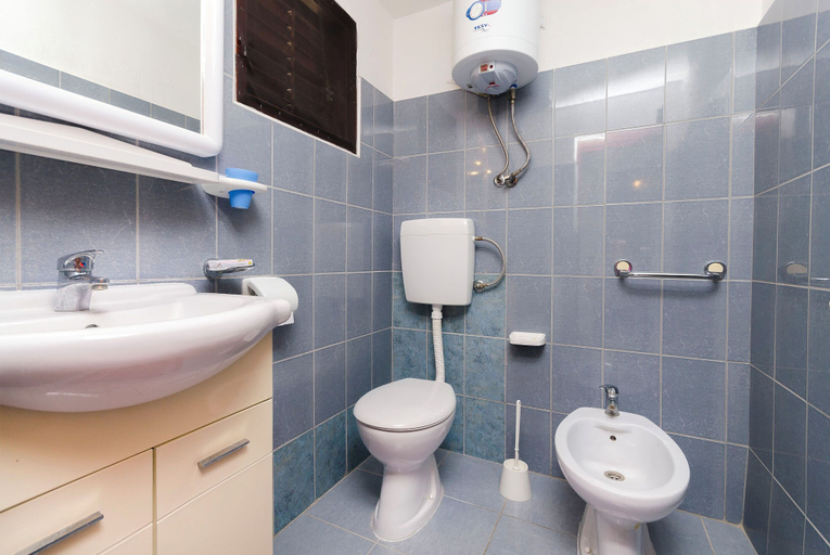 Bathroom 3, Apartments Jerko, Tisno