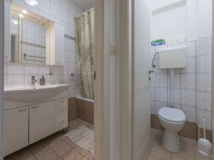 Bathroom 3, Apartment Zeljka, Crikvenica