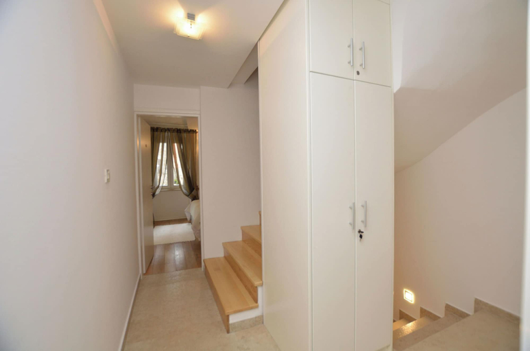 Interior, Rooms Pjaceta, Cres