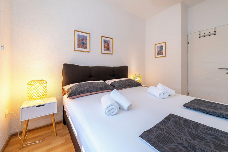 Room 3, Apartment Dora Family Only, Vodice