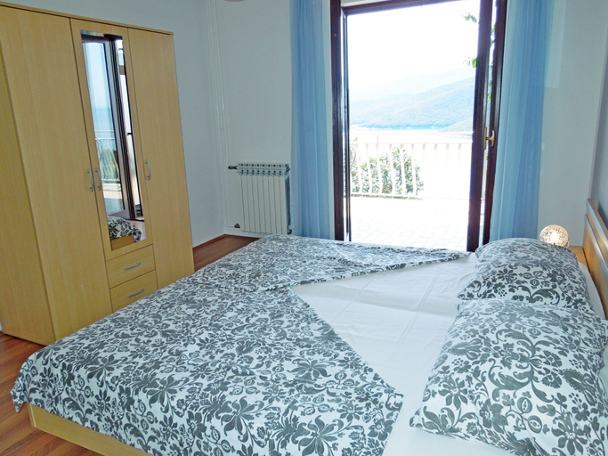Bedroom 3, Apartments Elide, Labin