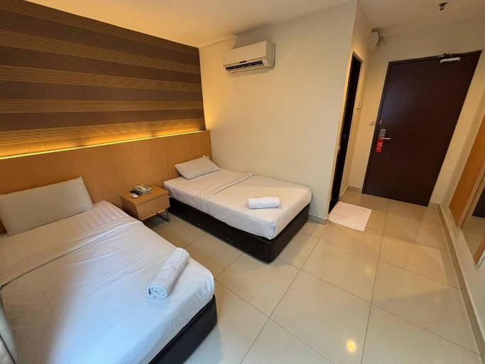 Bedroom 3, Signature Hotel by Easy Nap, Puchong