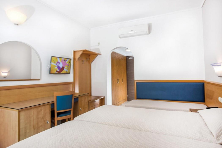 Bedroom 3, Atlantis Hotel, South Aegean