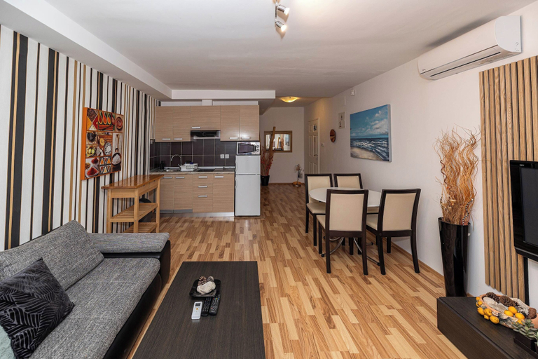 Others 5, Apartments Novoselic, Crikvenica