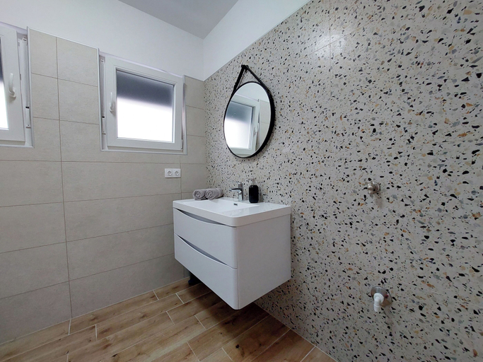 Bathroom 4, Apartment and Rooms Anne, Crikvenica