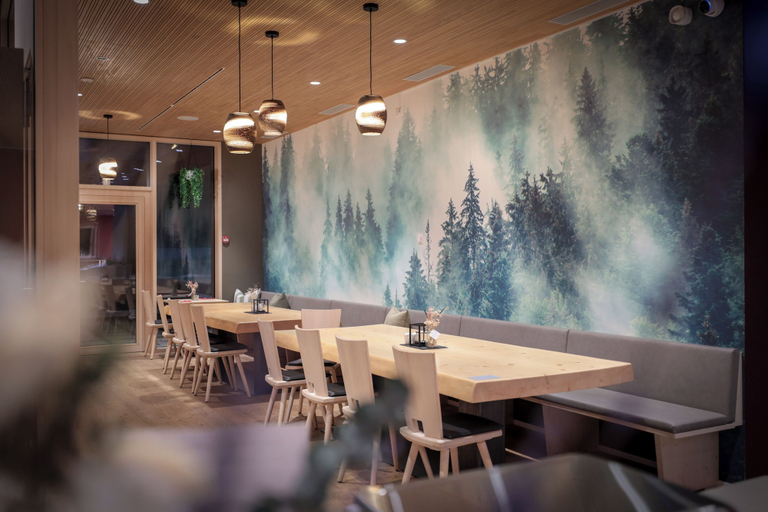 Food & Drinks 5, AVES Hotel Savognin, Albula