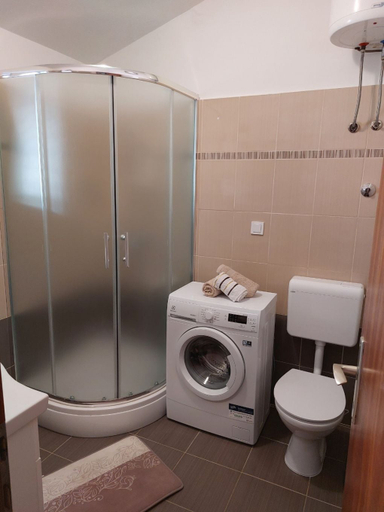 Bathroom 4, Apartment Silvana, Sali