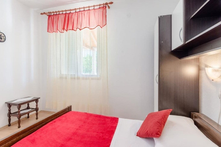 Bedroom 2, Apartment Matko, Supetar