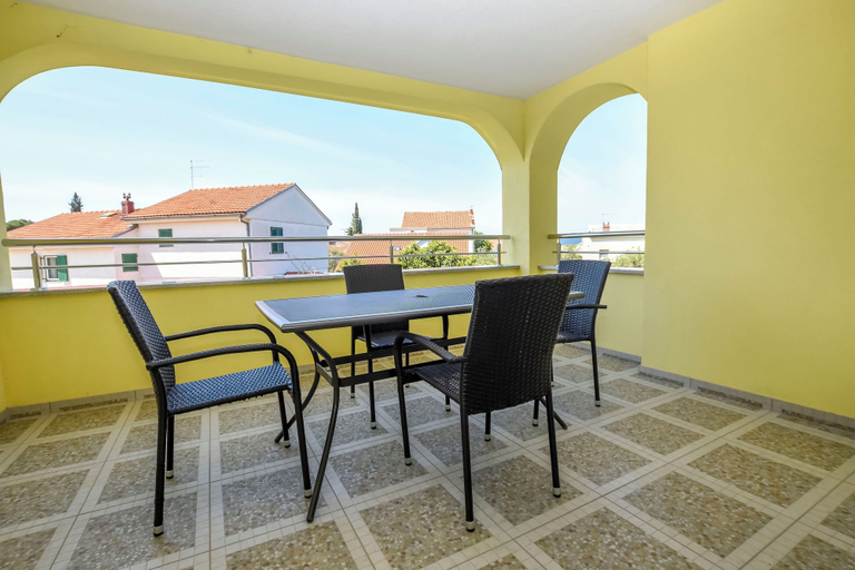 Terrace/patio 4, Apartments Mario, Šibenik