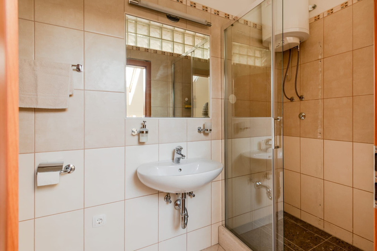 Bathroom 3, Apartment Relax, Omiš
