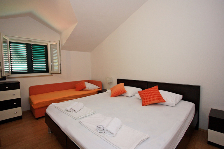 Bedroom 3, Apartments Ivan, Supetar