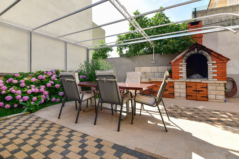Others 5, Apartment Marijo, Makarska