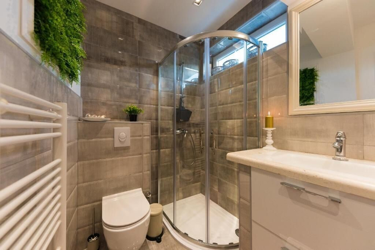 Bathroom 2, Apartments Beauty, Vodice