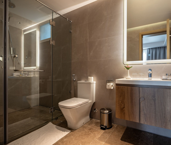 Bathroom 4, Boudl Al Rawdha