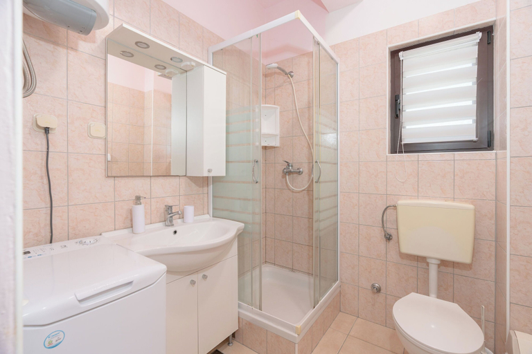 Bathroom 5, Apartments Andrija, Ražanac