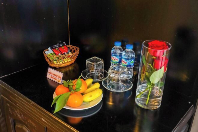 Food & Drinks 5, Hoa Binh 1 Hotel, Long Xuyen Township