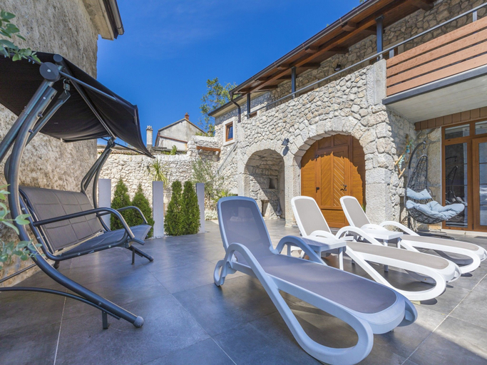 Room 5, Villa Zen, Vinodolska