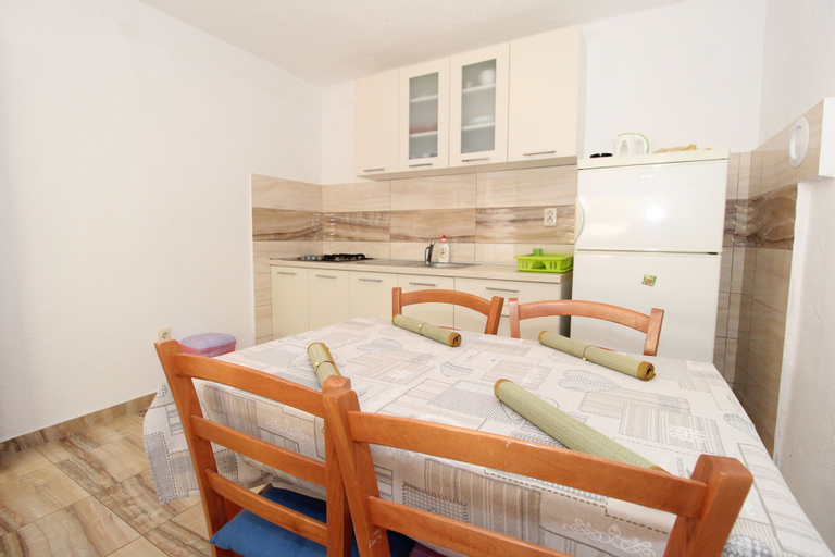Others 4, Apartment Marija, Pag