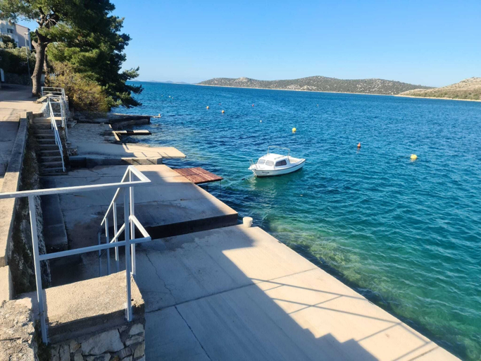 Beach 5, Apartment Seafront, Primošten