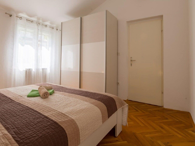 Bedroom 2, Apartments Petar, Trogir