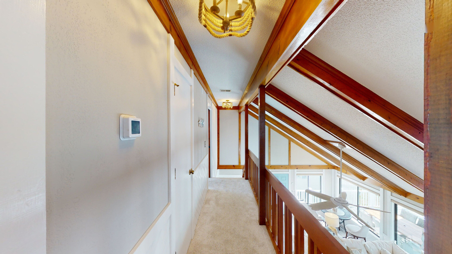 Interior 4, Wait & Sea, Horry