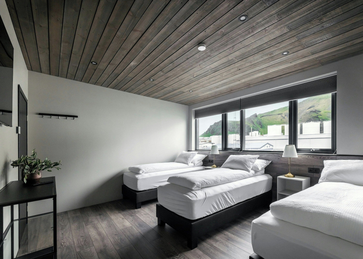 Bedroom 3, Pier Apartments, Vestmannaeyjar