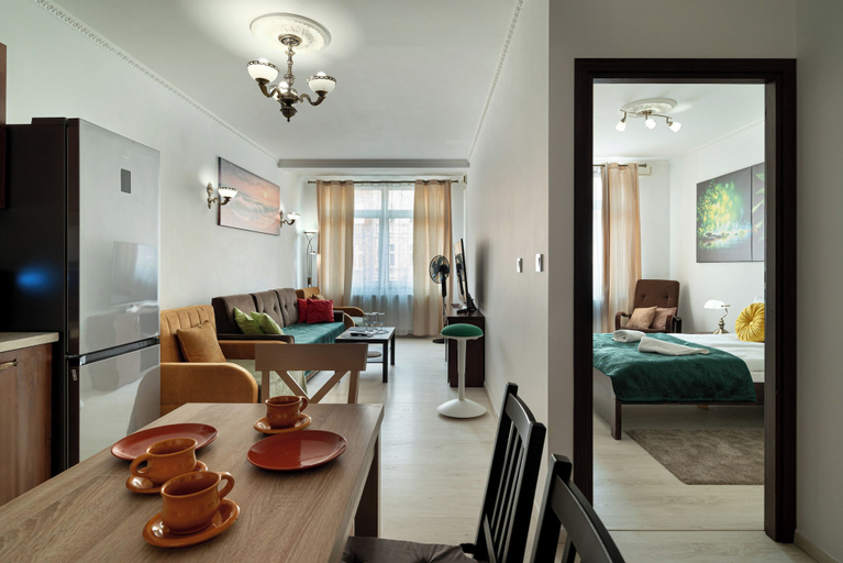 Room 5, RentPlanet - Apartament Pomorska, Środa Śląska