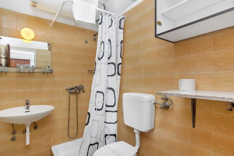 Bathroom 4, Apartments Igor, Jelsa